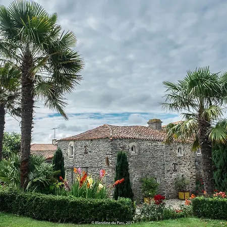 Logis De La Robliniere Bed & Breakfast