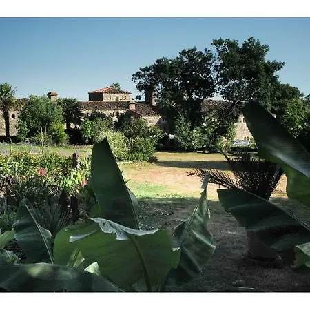 Bed & Breakfast Logis De La Robliniere Landevieille