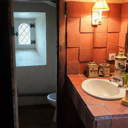 Bed & Breakfast Logis De La Robliniere 3*